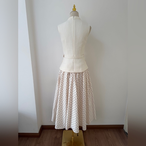 Sold Out - Picture 8 of 16